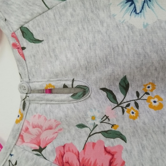 2/$20 Old Navy Little Girl's Floral Dress Size 4T - Picture 6 of 8